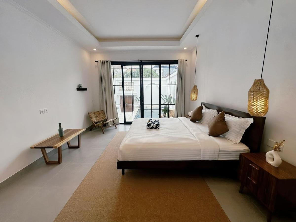 Kamila Seminyak (Bali)