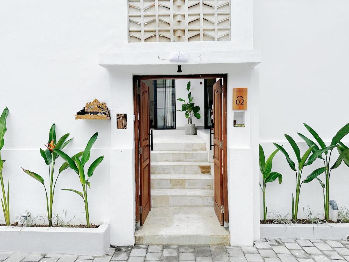 Kamila Villa *