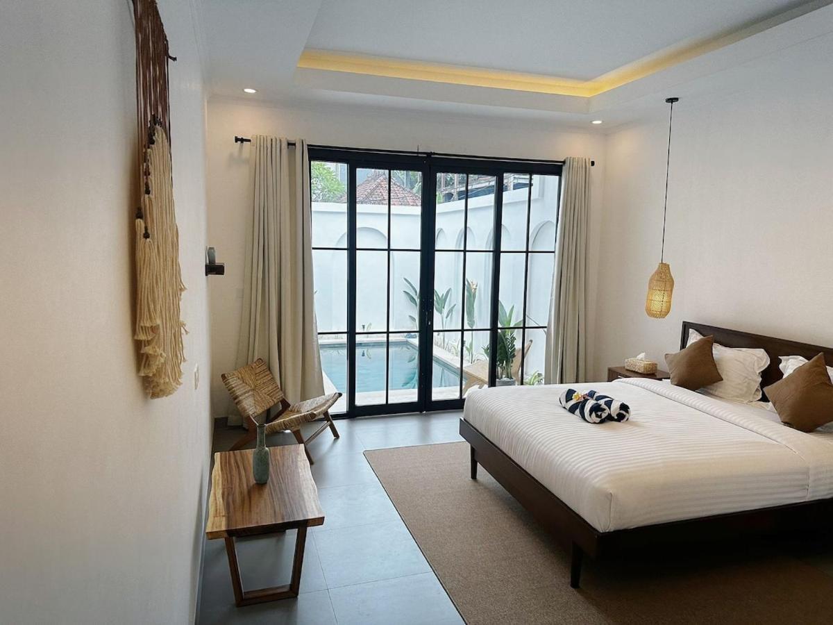Kamila * Seminyak (Bali)